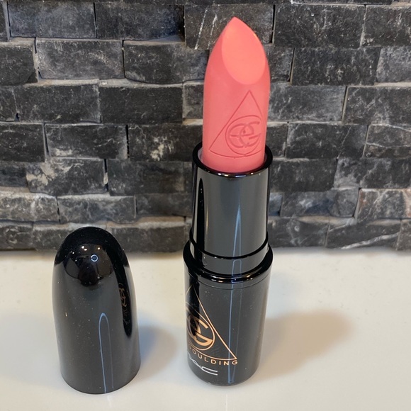 MAC Cosmetics Other - Ellie Goulding MAC Makeup